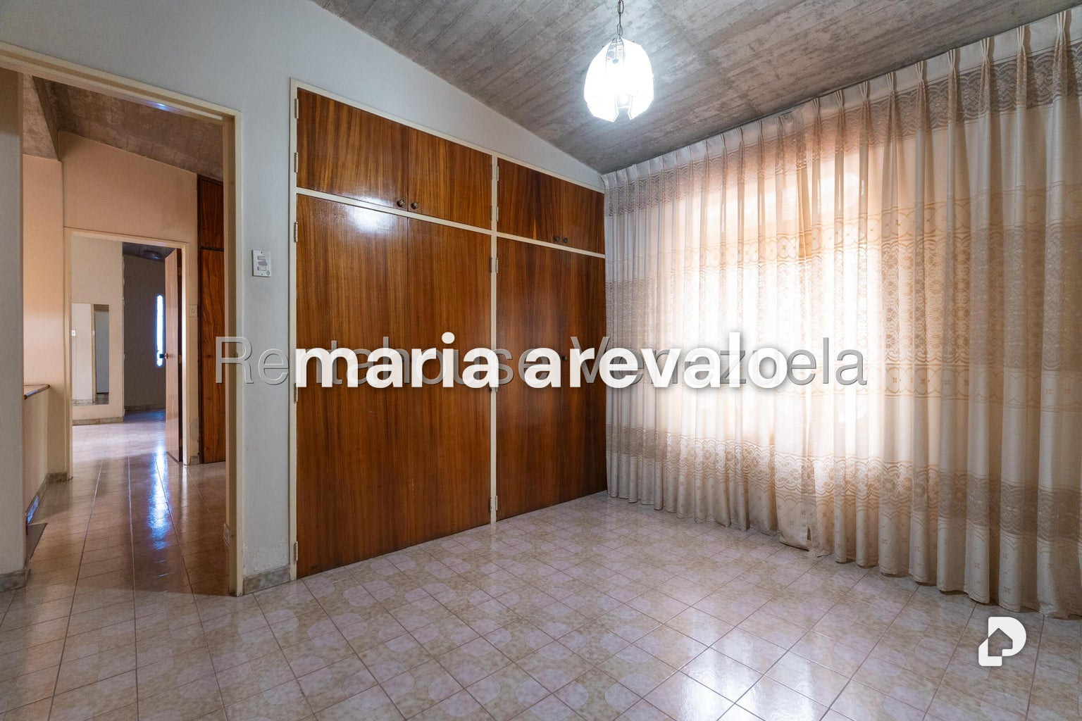 Casa en Alto Prado, Caracas – 30