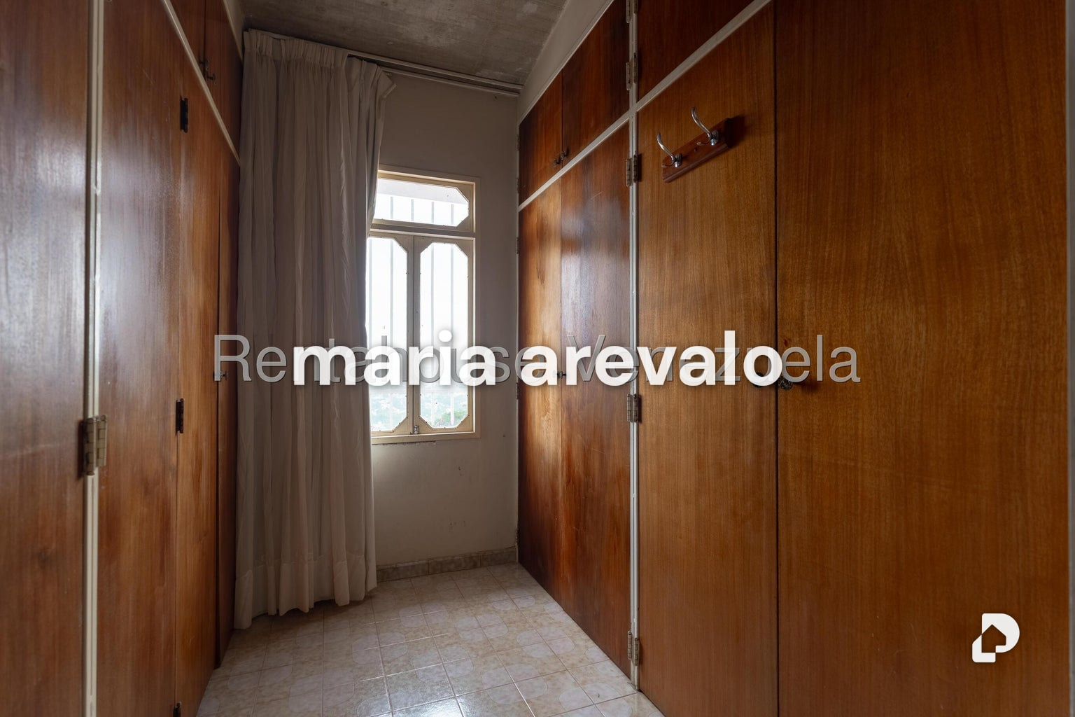 Casa en Alto Prado, Caracas – 23
