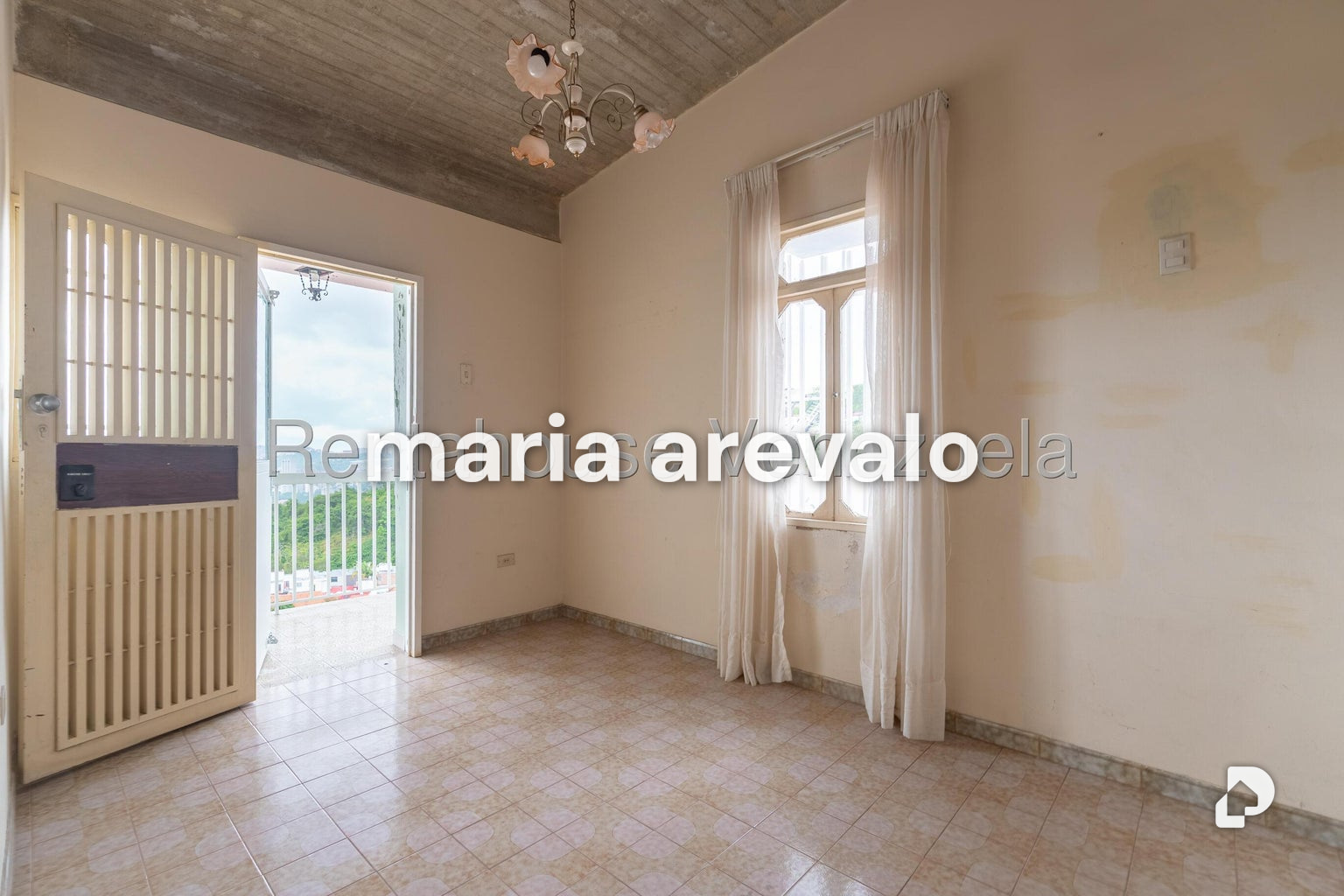Casa en Alto Prado, Caracas – 17
