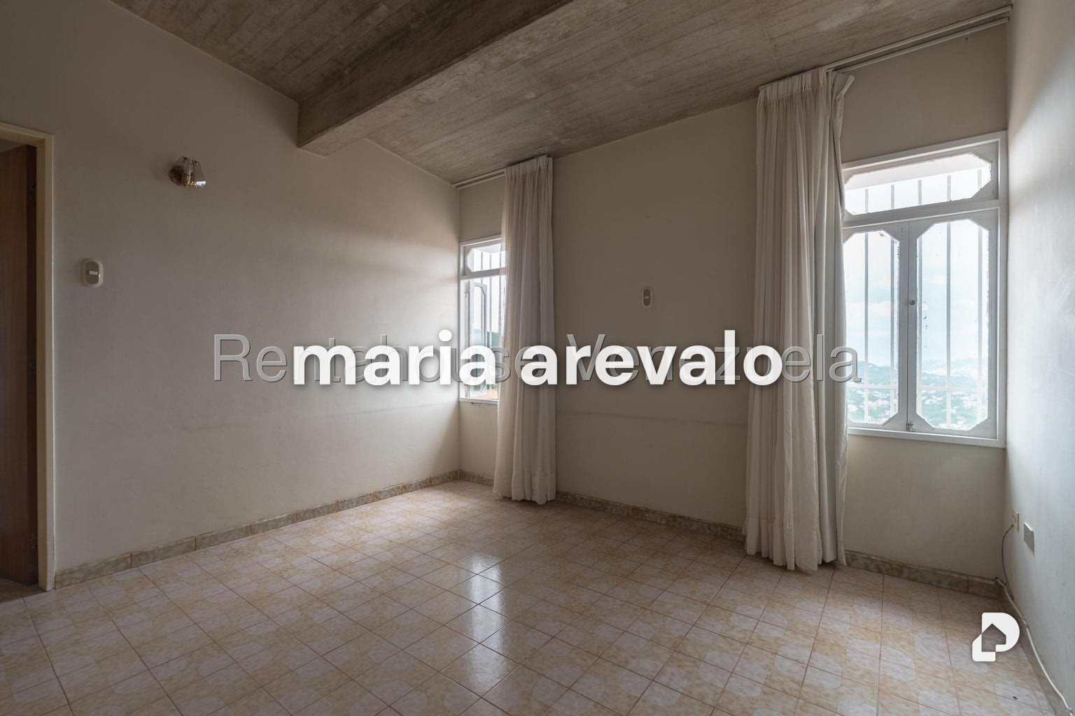 Casa en Alto Prado, Caracas – 22