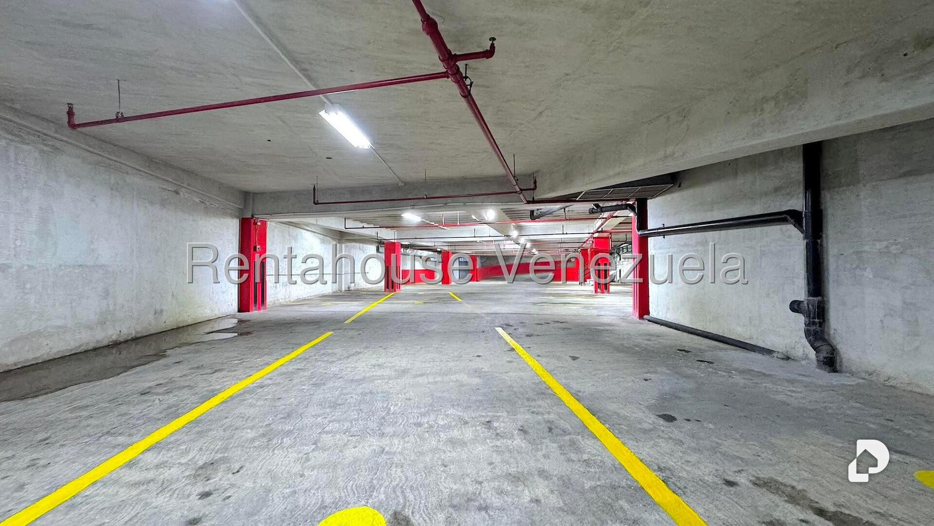 Local comercial en Vizcaya, Caracas – 17