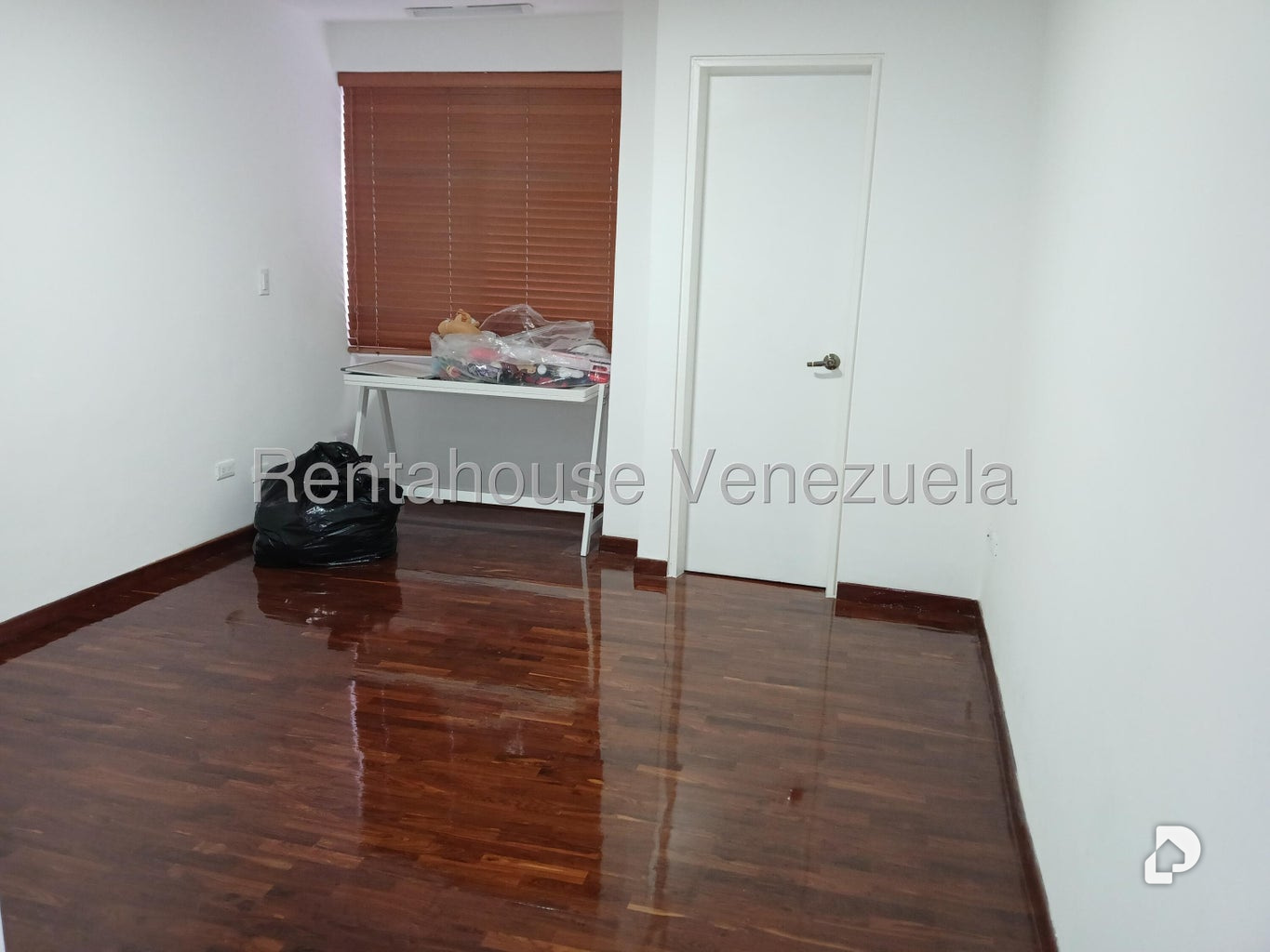Apartamento en Colinas de Valle Arriba, Caracas – 24