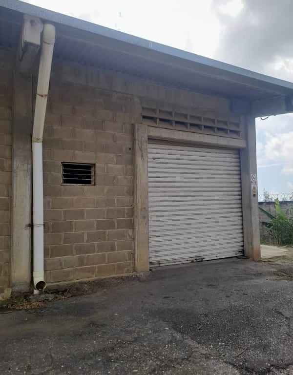 Warehouse in Yaritagua - 1