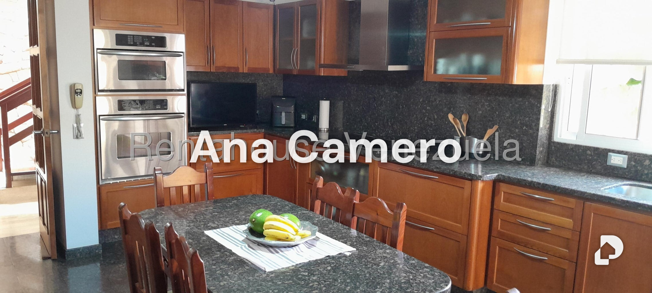 Casa en Alto Hatillo, Caracas – 19