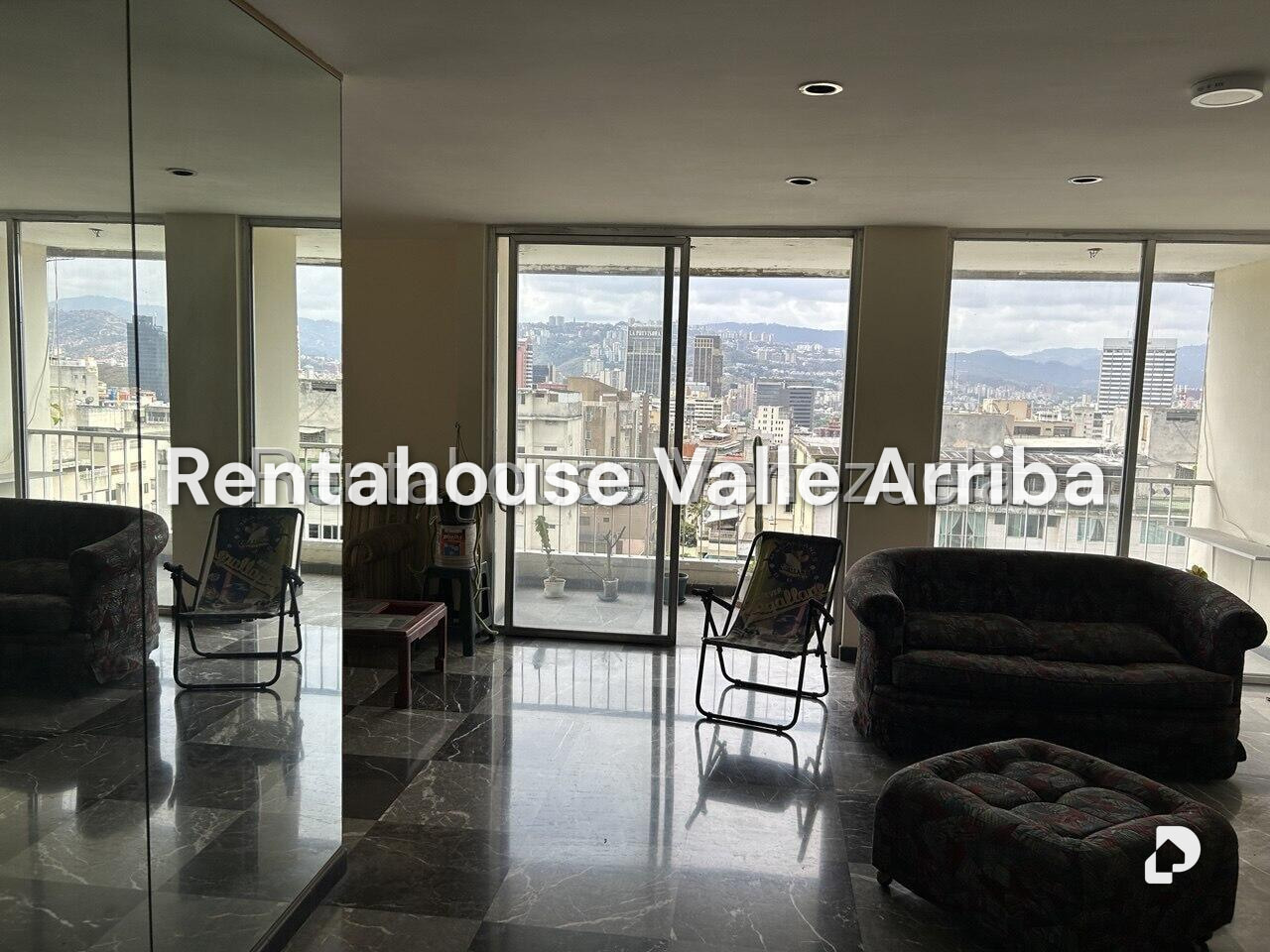 Apartment in La Florida, Caracas – 3