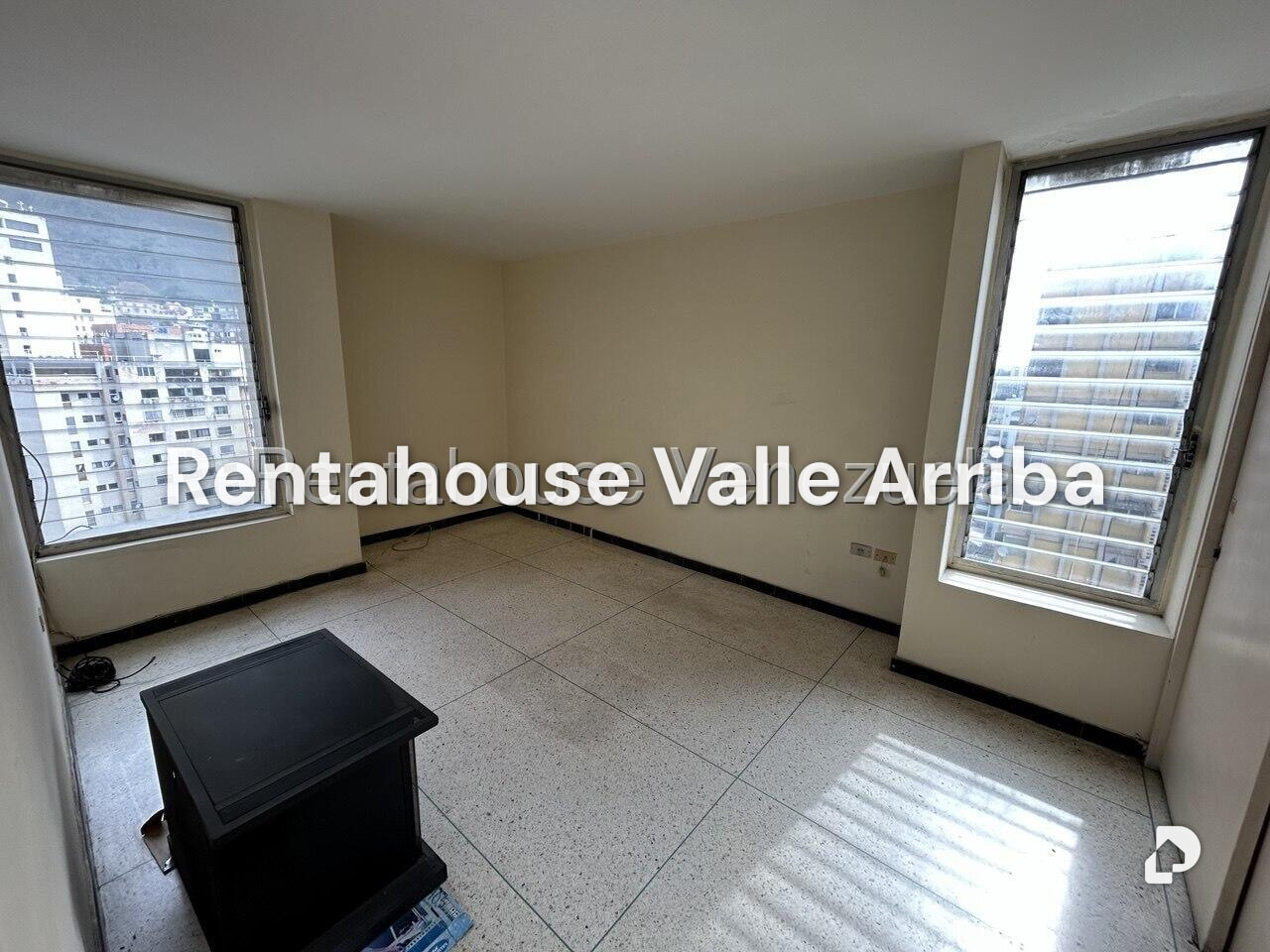 Apartment in La Florida, Caracas – 22