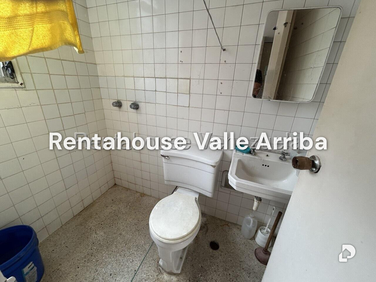 Apartment in La Florida, Caracas – 30