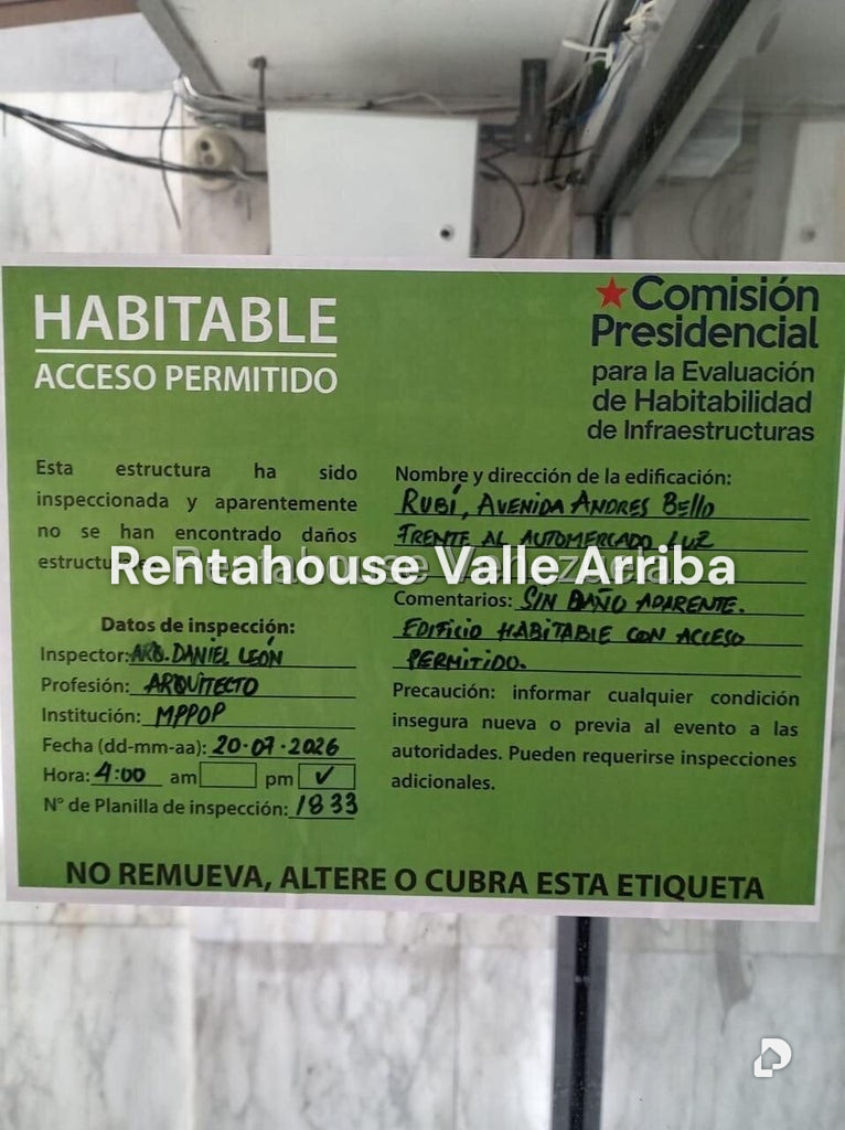 Apartment in La Florida, Caracas – 2