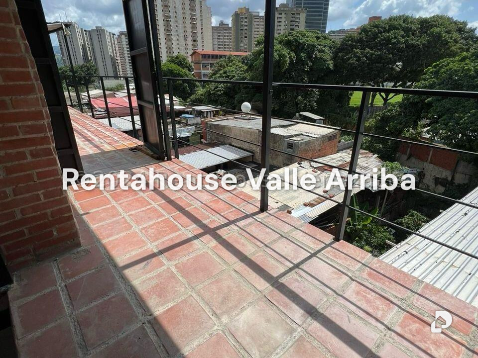 Edificio en Boleíta Sur, Caracas – 12