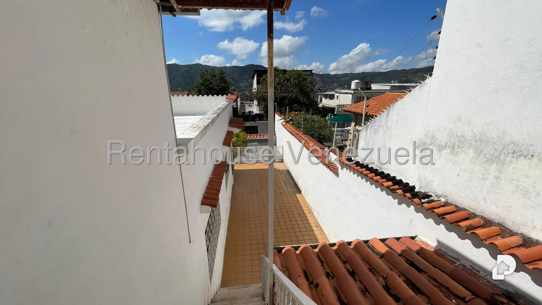 Casa en Vista Alegre, Caracas – 27