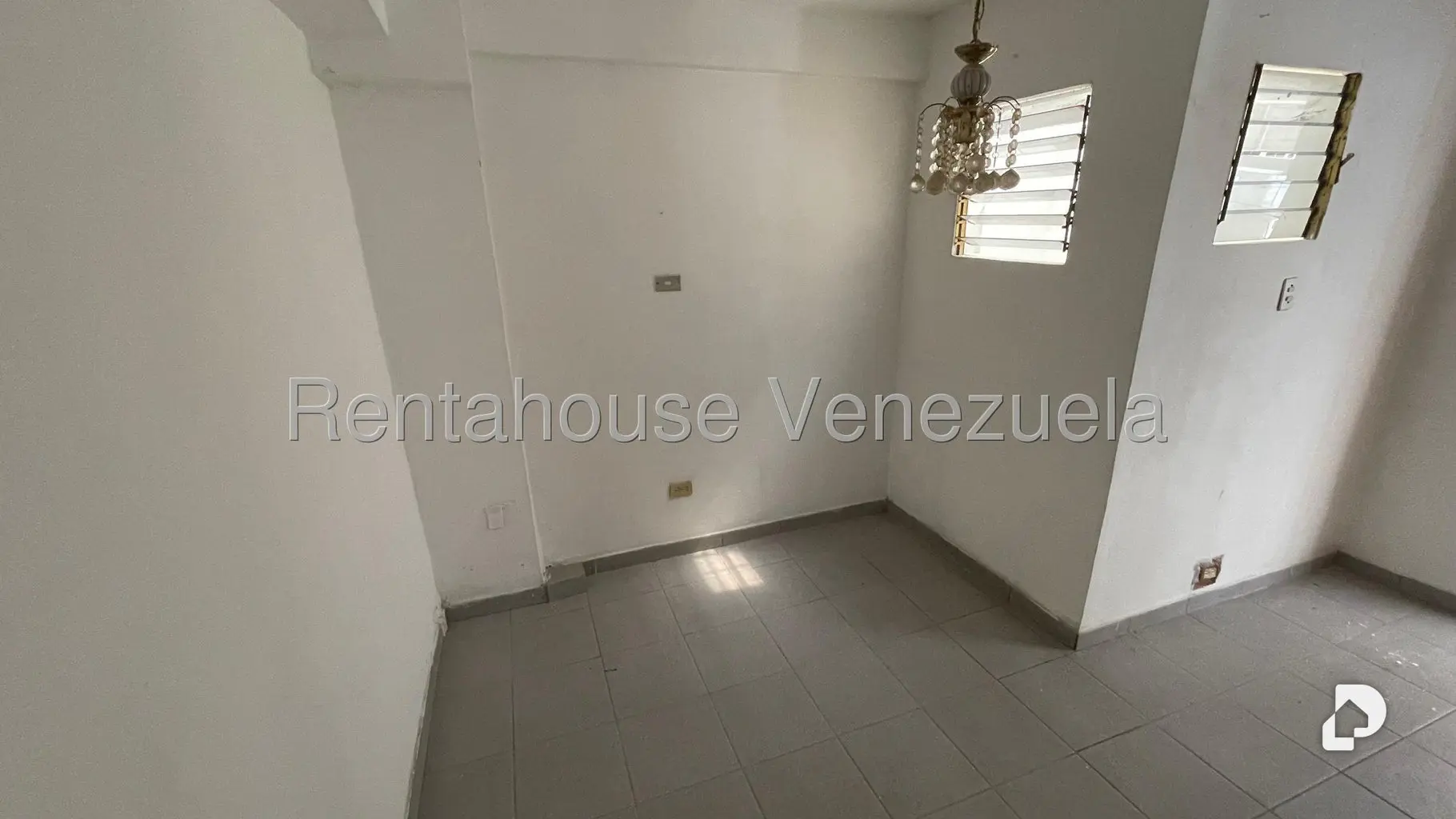 Casa en Vista Alegre, Caracas – 37