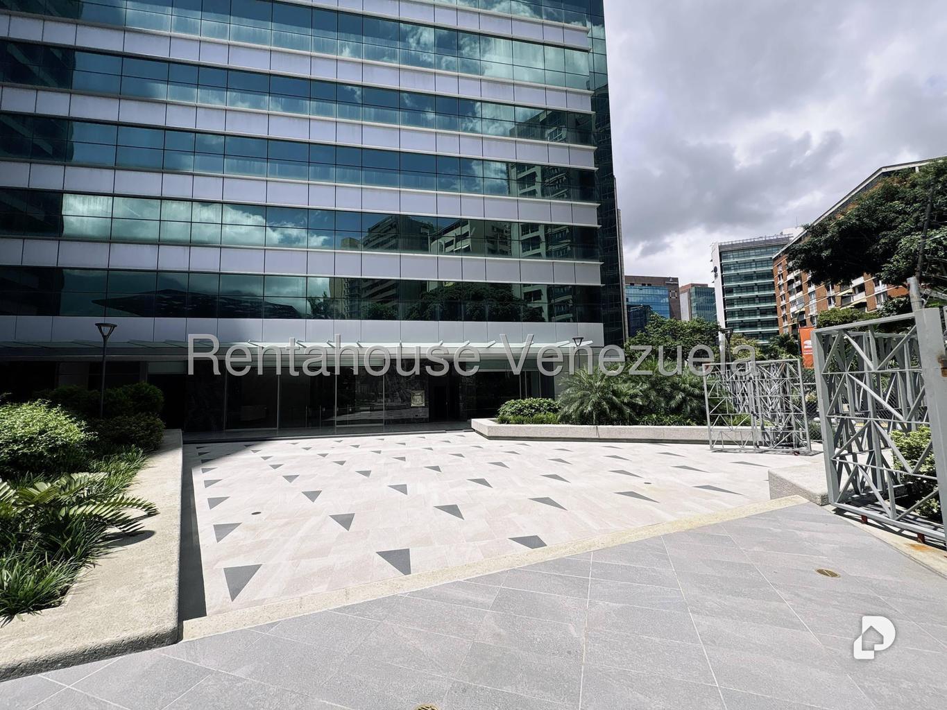 Local comercial en Campo Alegre, Caracas