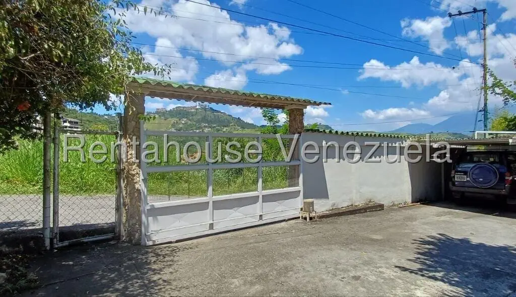 House in Caicaguana, Caracas - 1