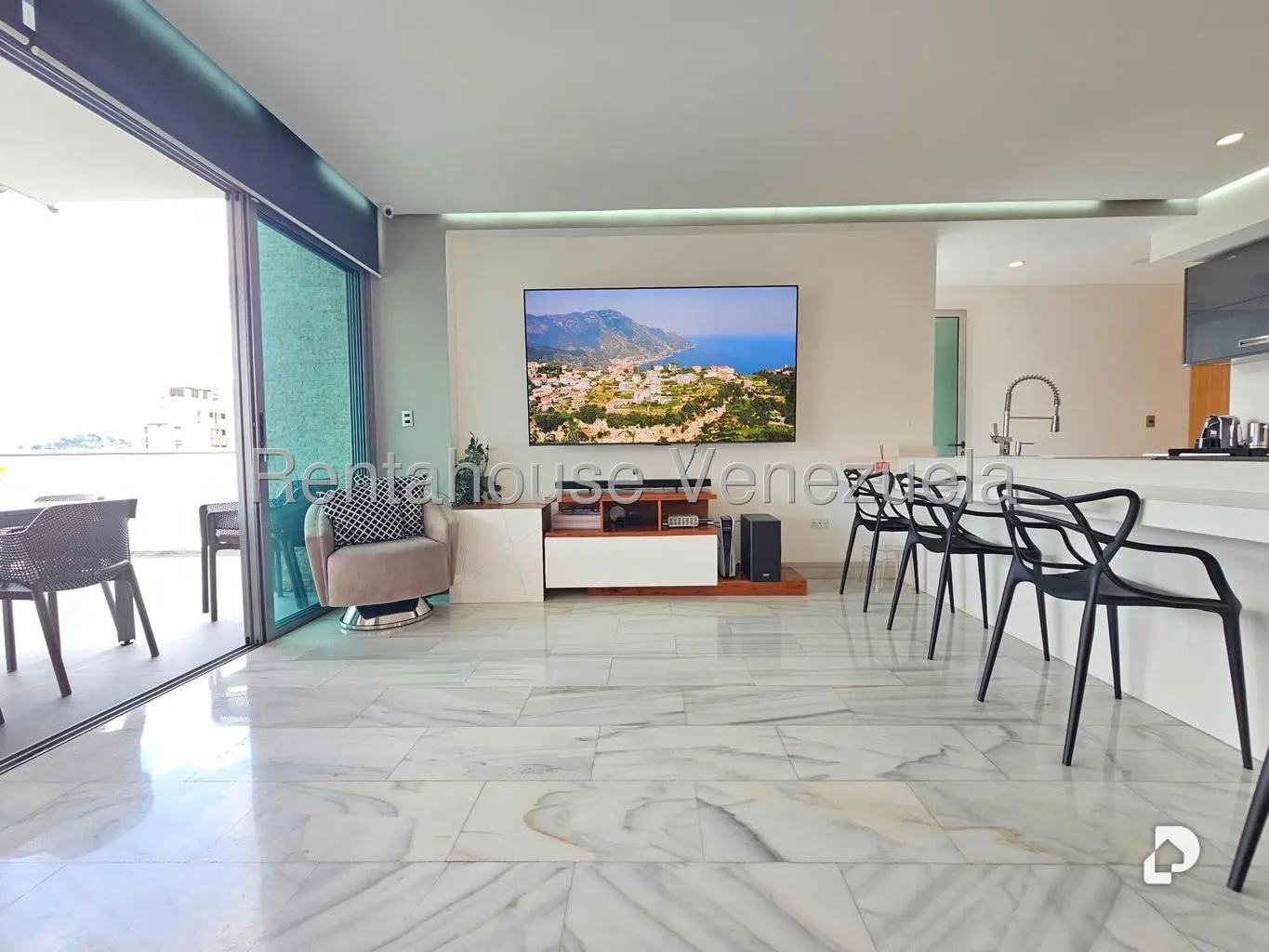 Apartamento en Santa Fe Sur, Caracas – 17