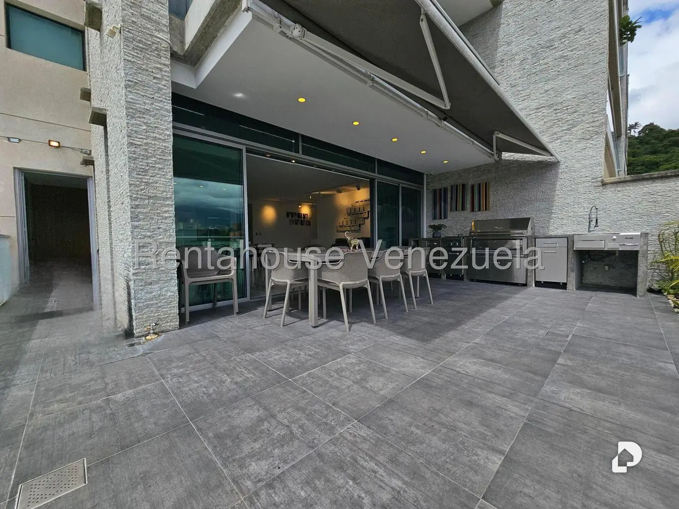 Apartamento en Santa Fe Sur, Caracas – 14
