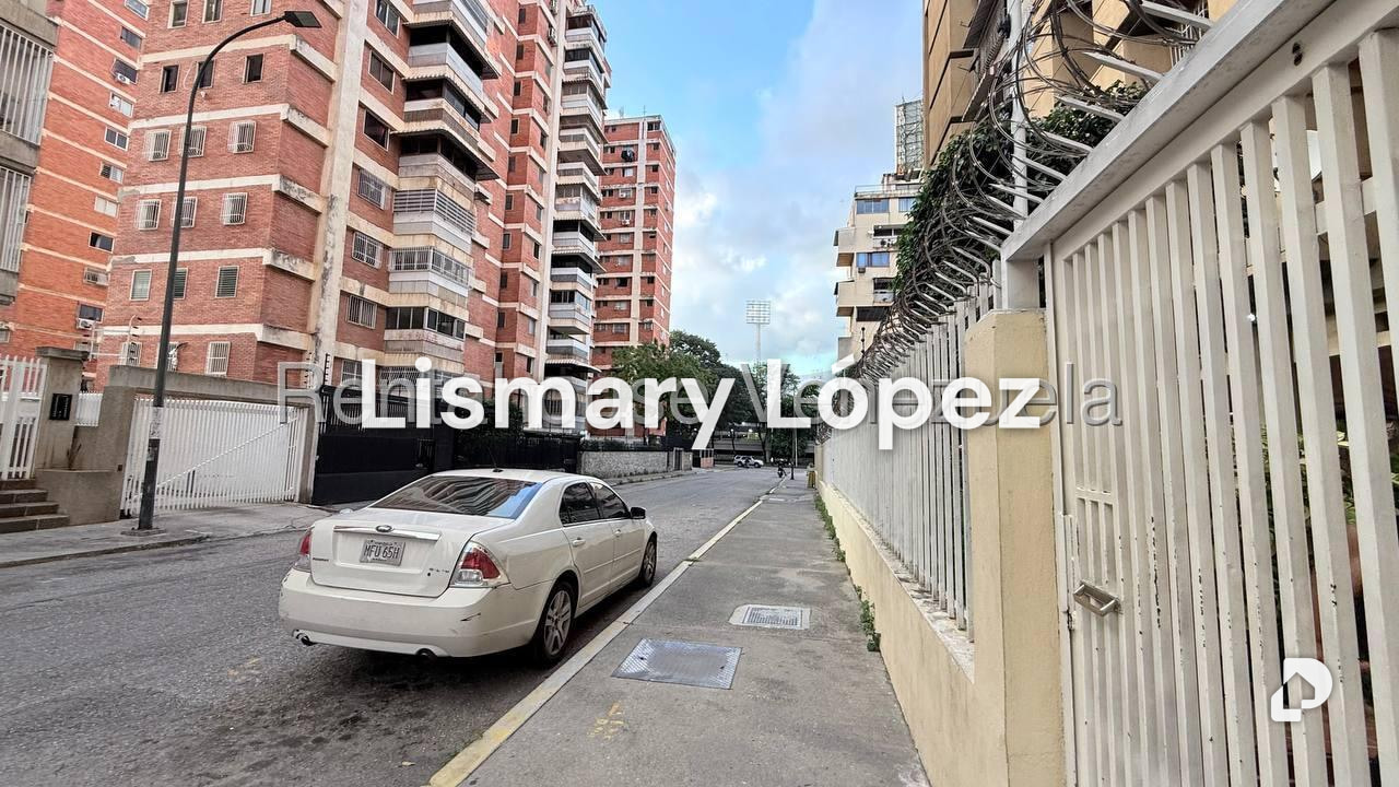 Apartamento en Bello Monte, Caracas – 27