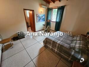 House in Prados del Este, Caracas – 16
