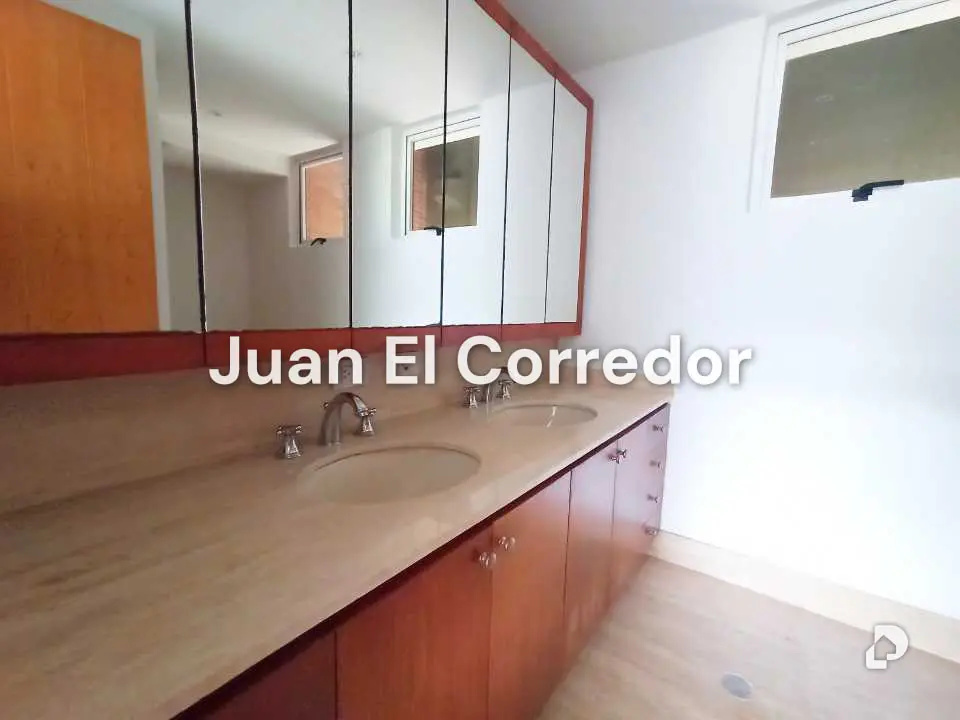 House in Caurimare, Caracas – 18