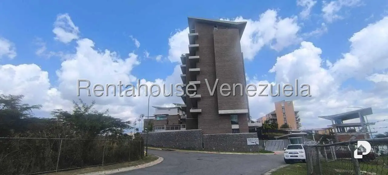 Apartamento en La Lagunita Country Club, Caracas – 3