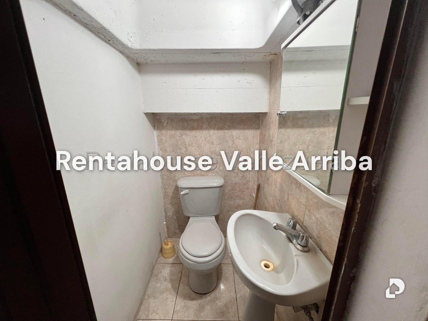 Local comercial en La Castellana, Caracas – 13