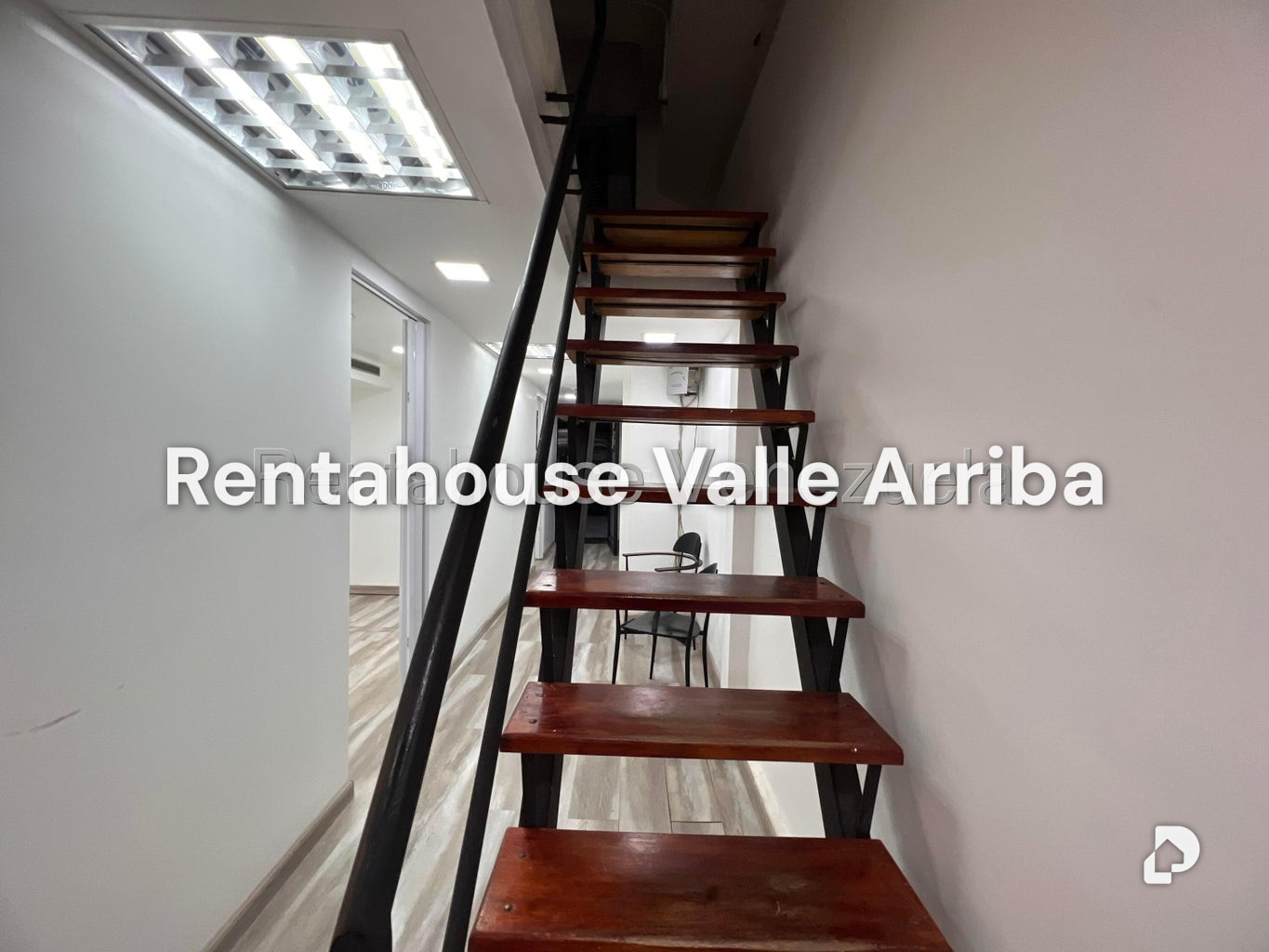Local comercial en La Castellana, Caracas – 12