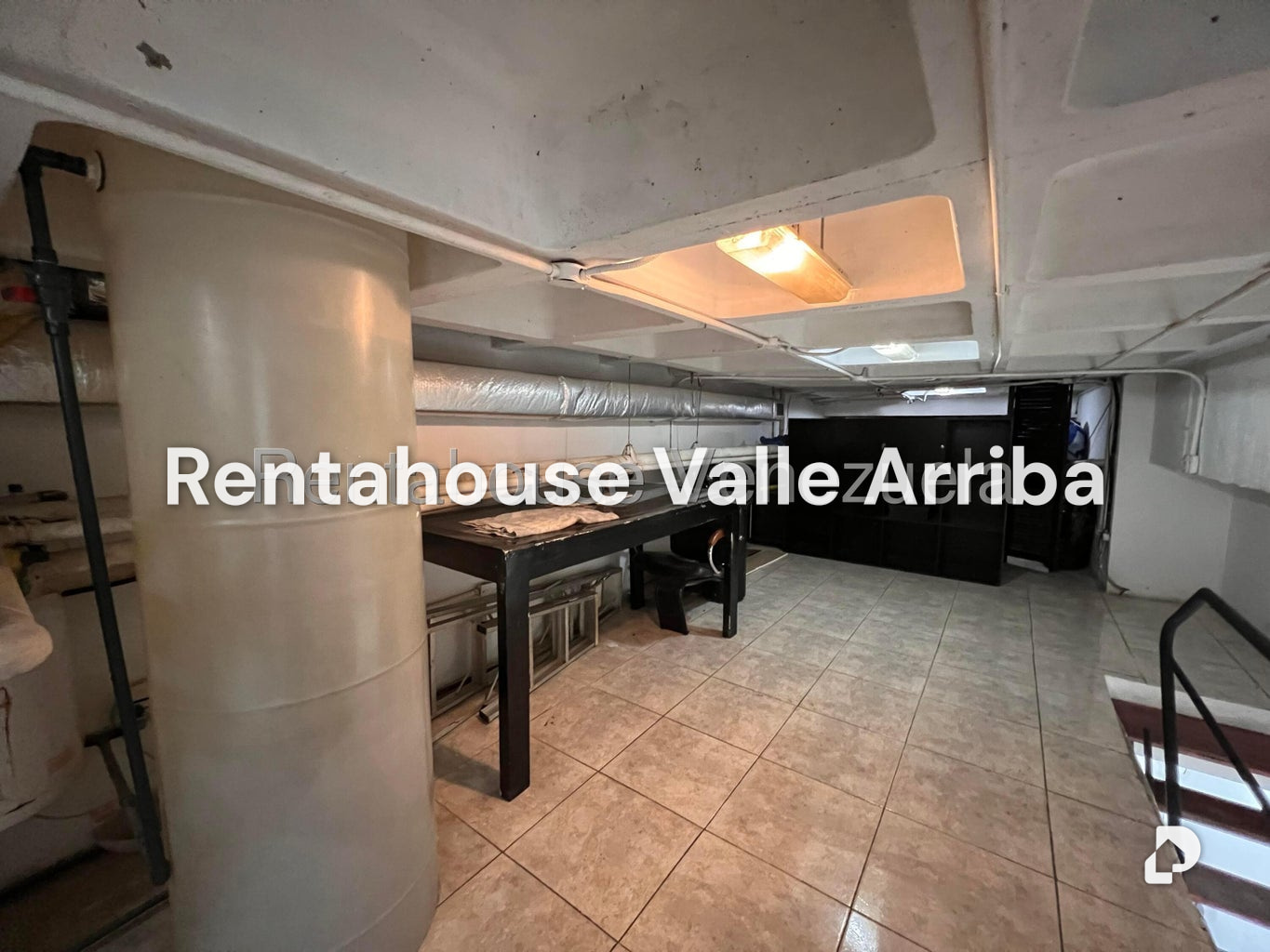 Local comercial en La Castellana, Caracas – 16