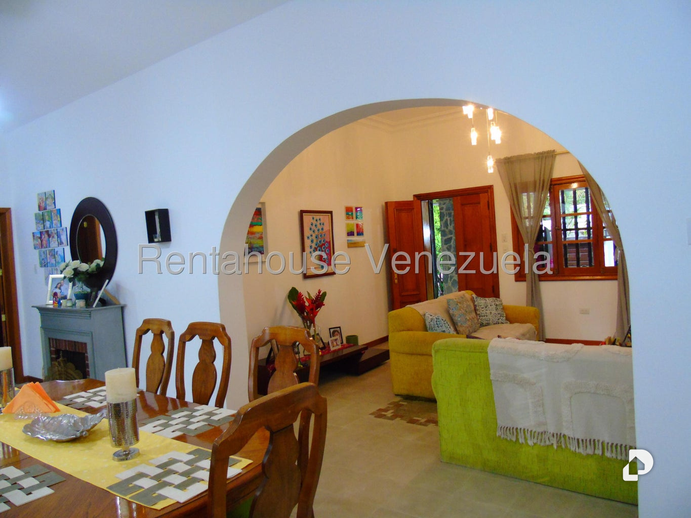 House in Altamira, Caracas – 13