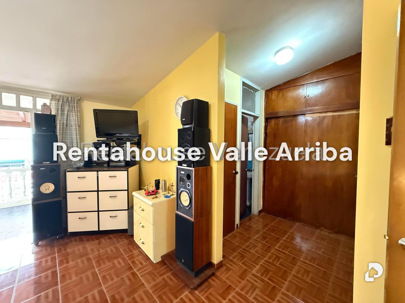 Casa en La Trinidad, Caracas – 21