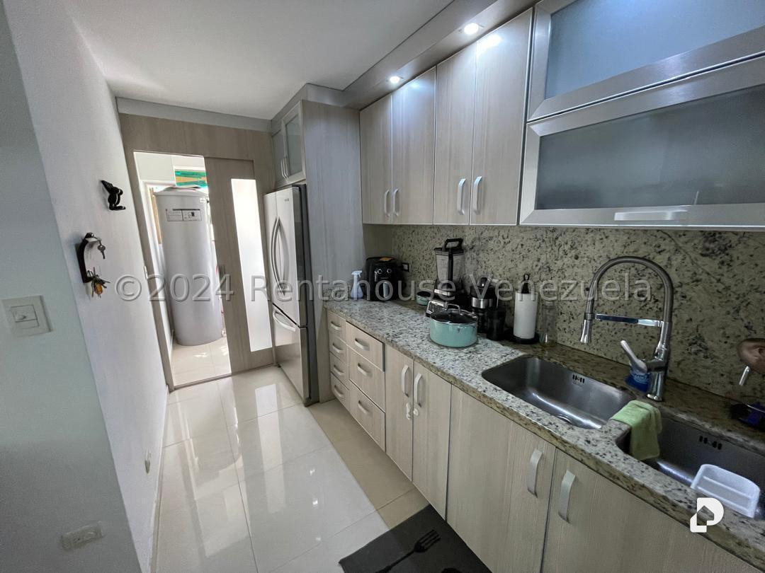 Apartamento en Terrazas del Ávila, Caracas – 13