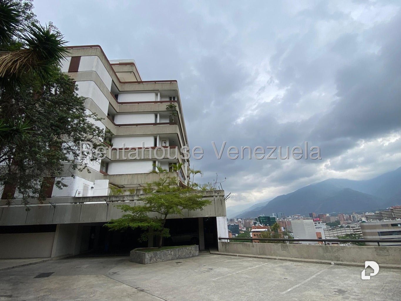 Apartamento en Las Mercedes, Caracas – 25