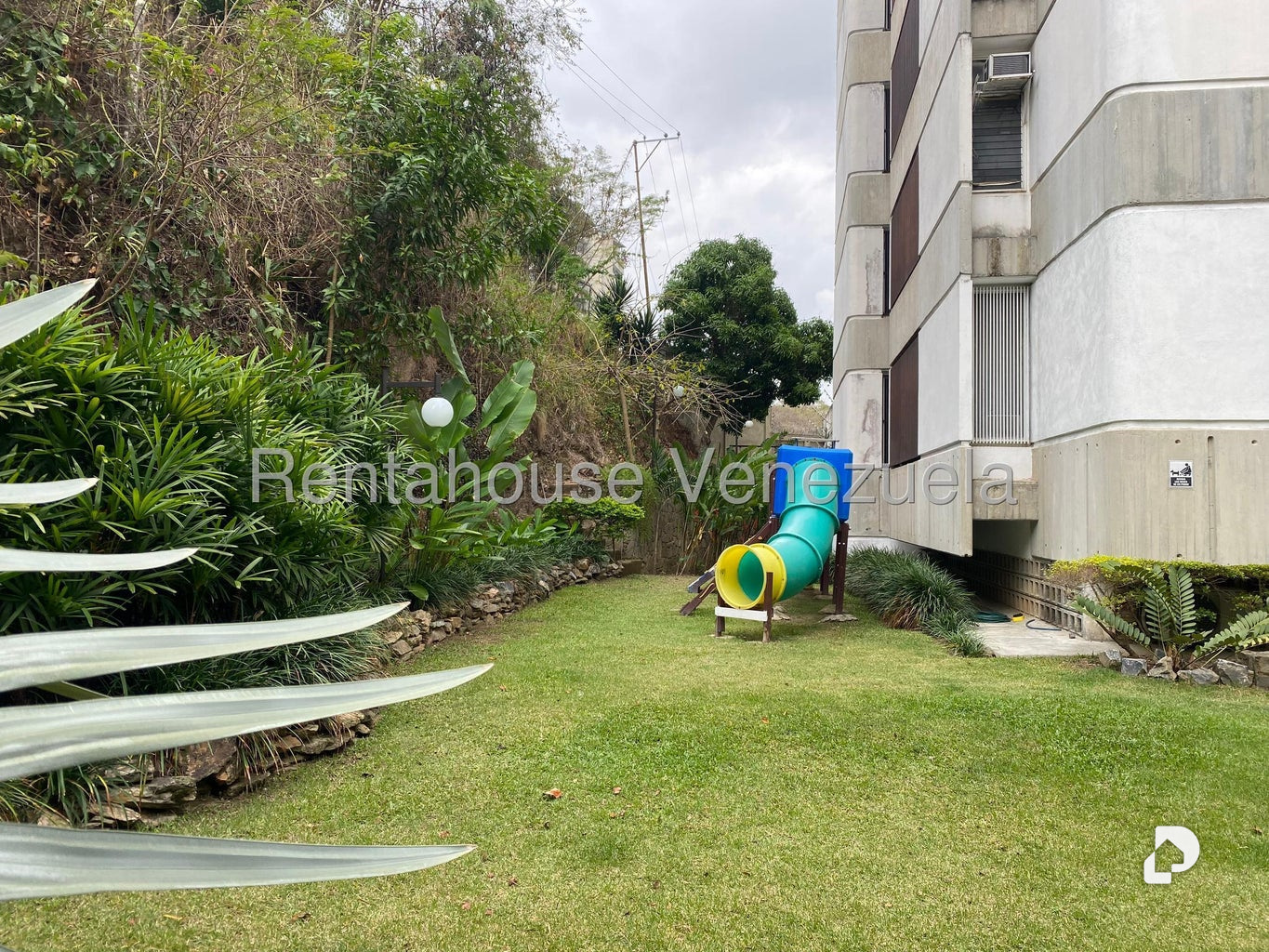 Apartamento en Las Mercedes, Caracas – 23