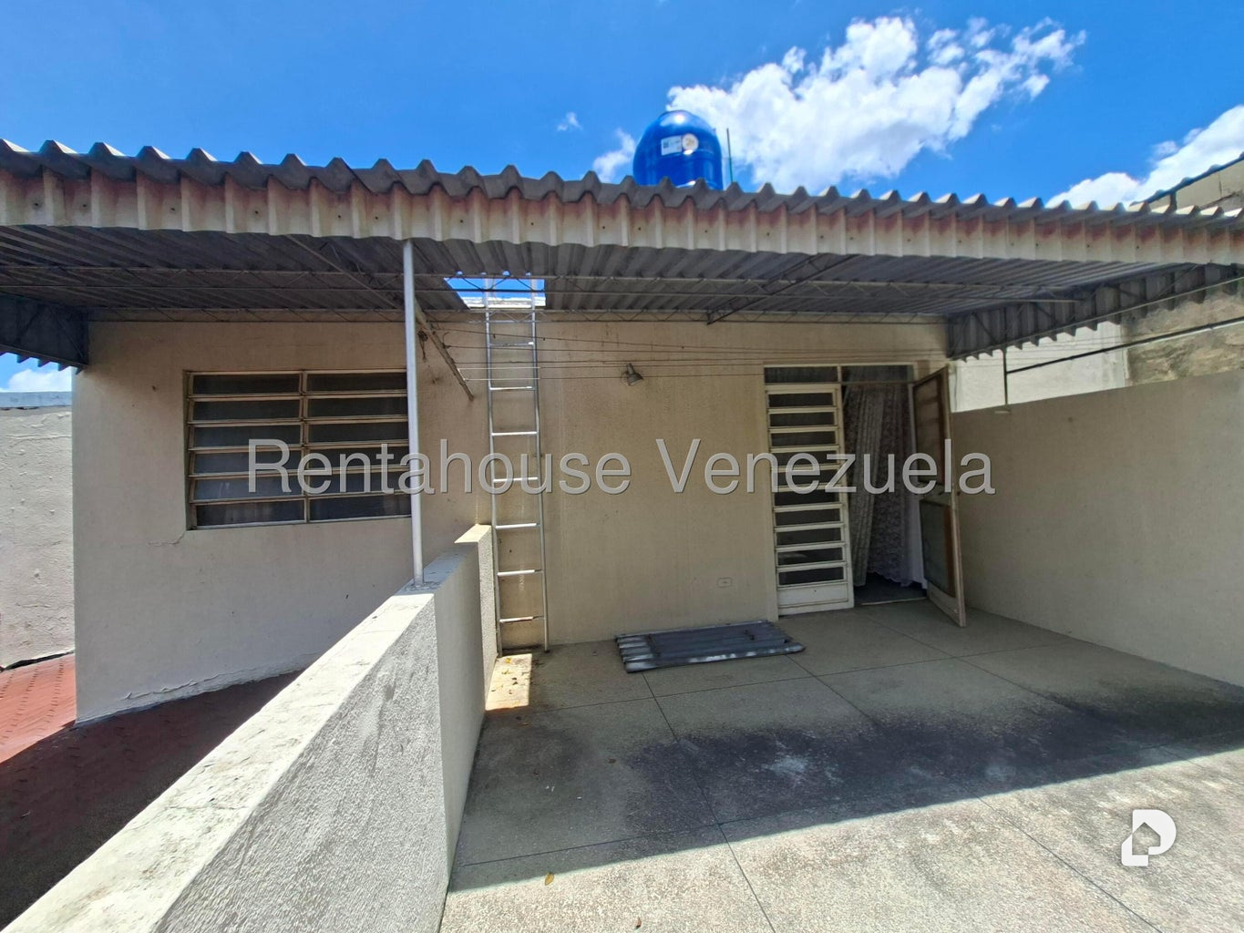 House in Horizonte, Caracas – 16