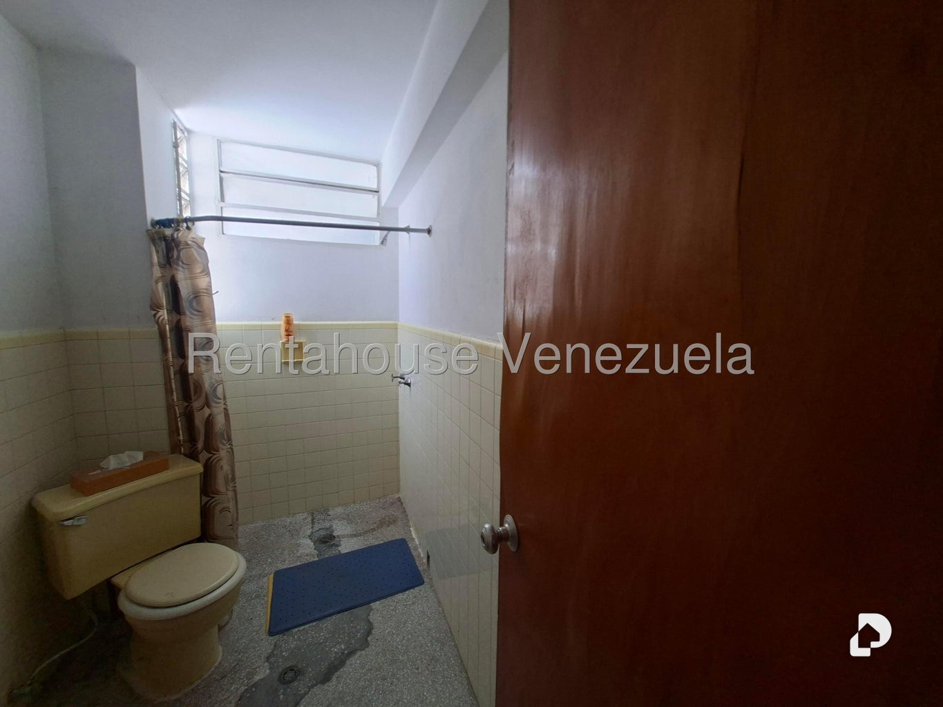 House in Horizonte, Caracas – 14