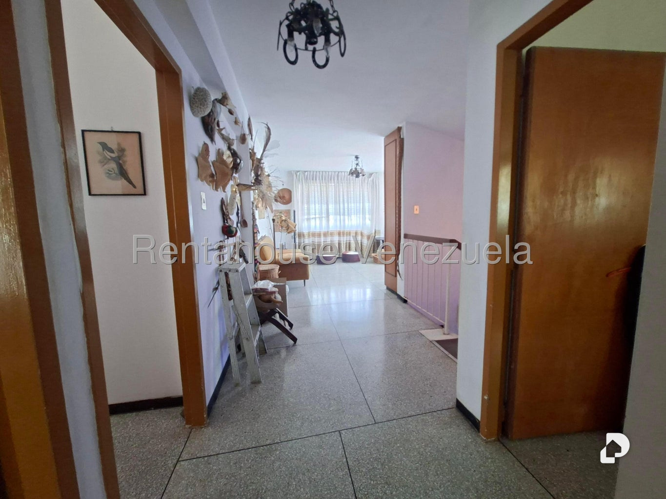 House in Horizonte, Caracas – 11