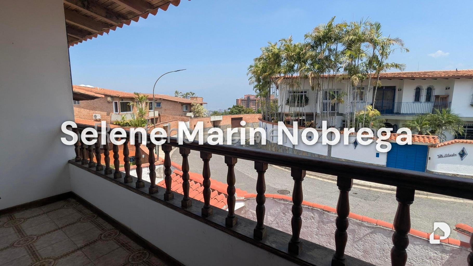 Casa en Los Naranjos (del Cafetal), Caracas – 28