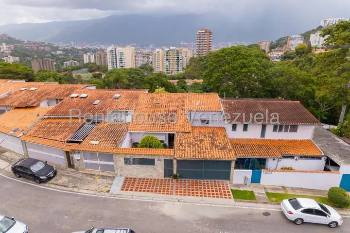 House in Santa Inés, Caracas - 1