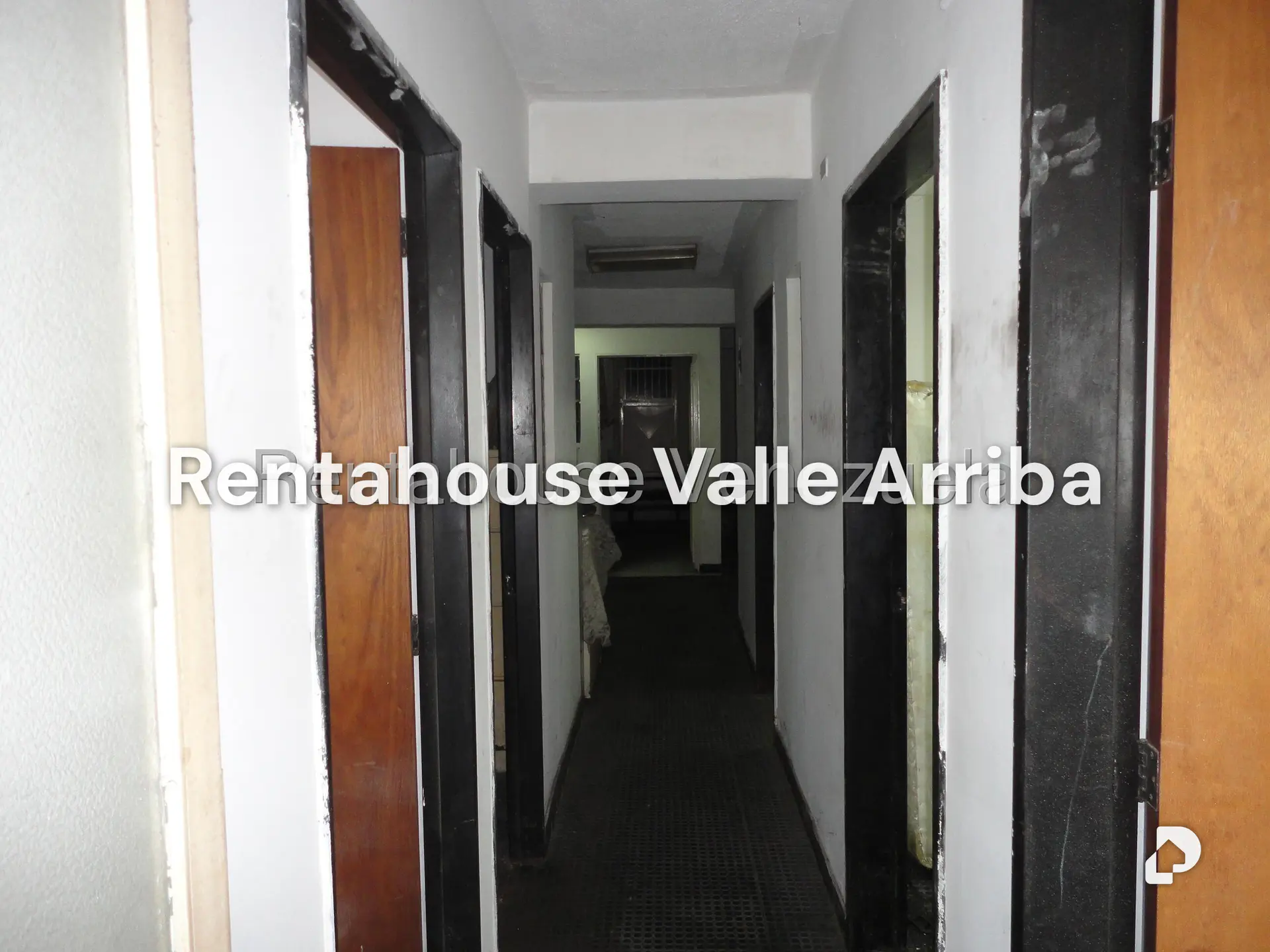 Casa en Catia, Caracas – 25