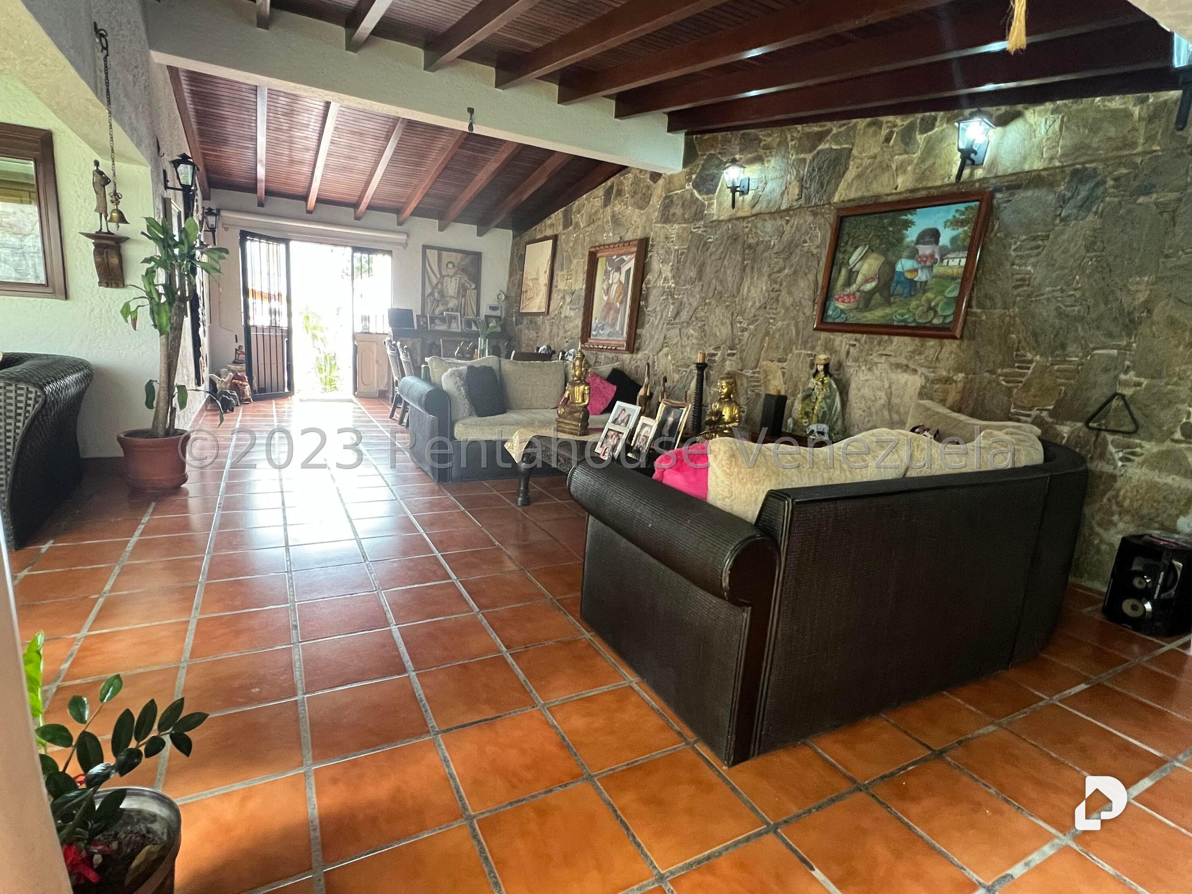 Casa en La Tahona, Caracas – 26