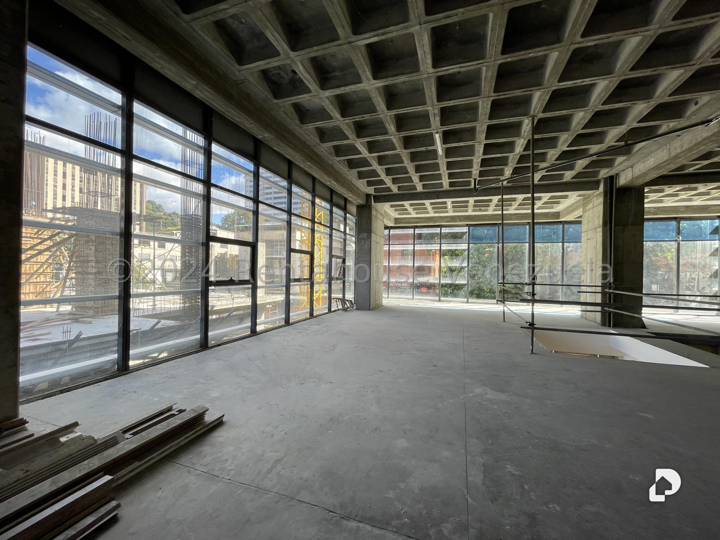 Local comercial en Las Mercedes, Caracas – 12