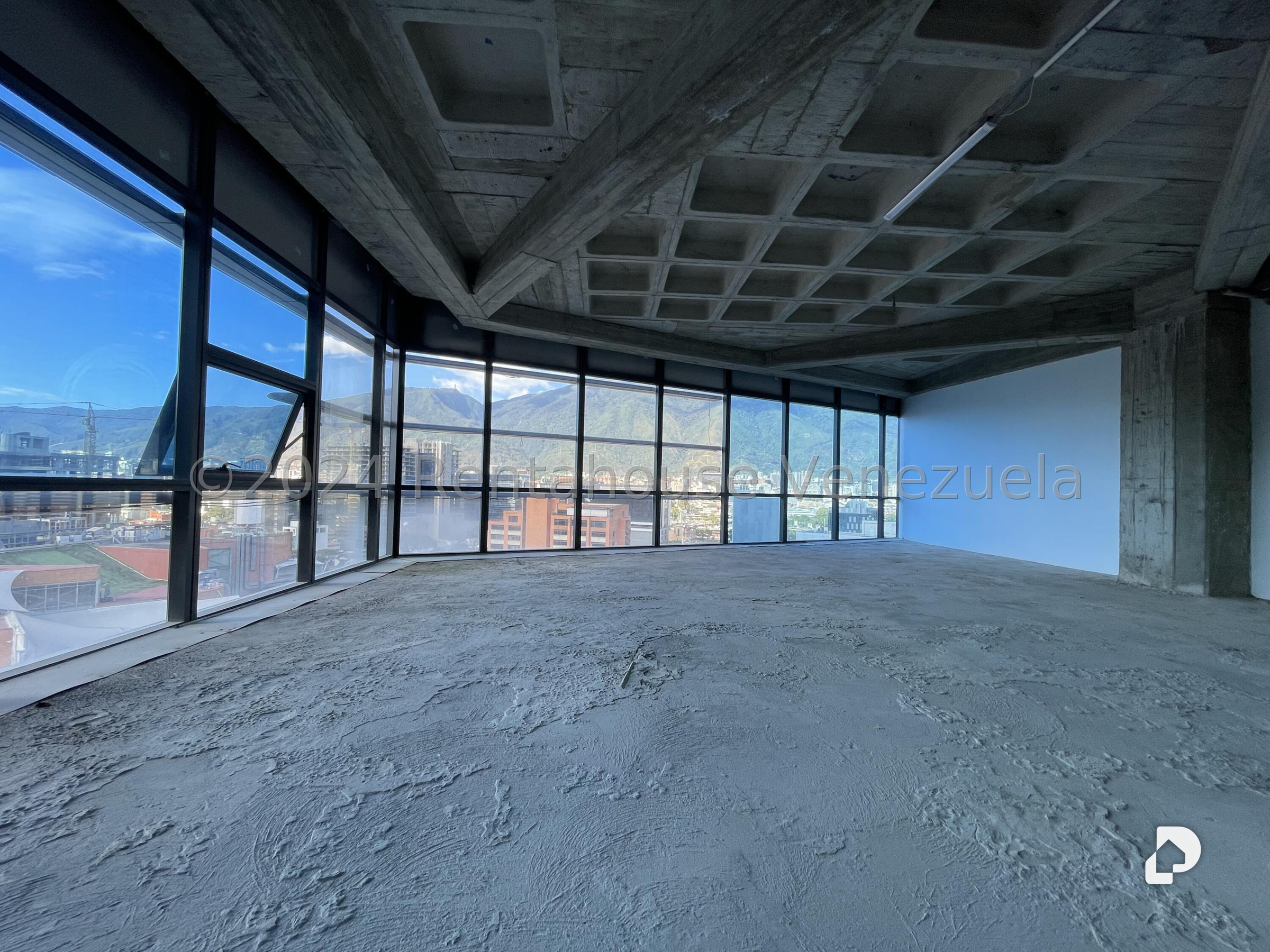Local comercial en Las Mercedes, Caracas – 19