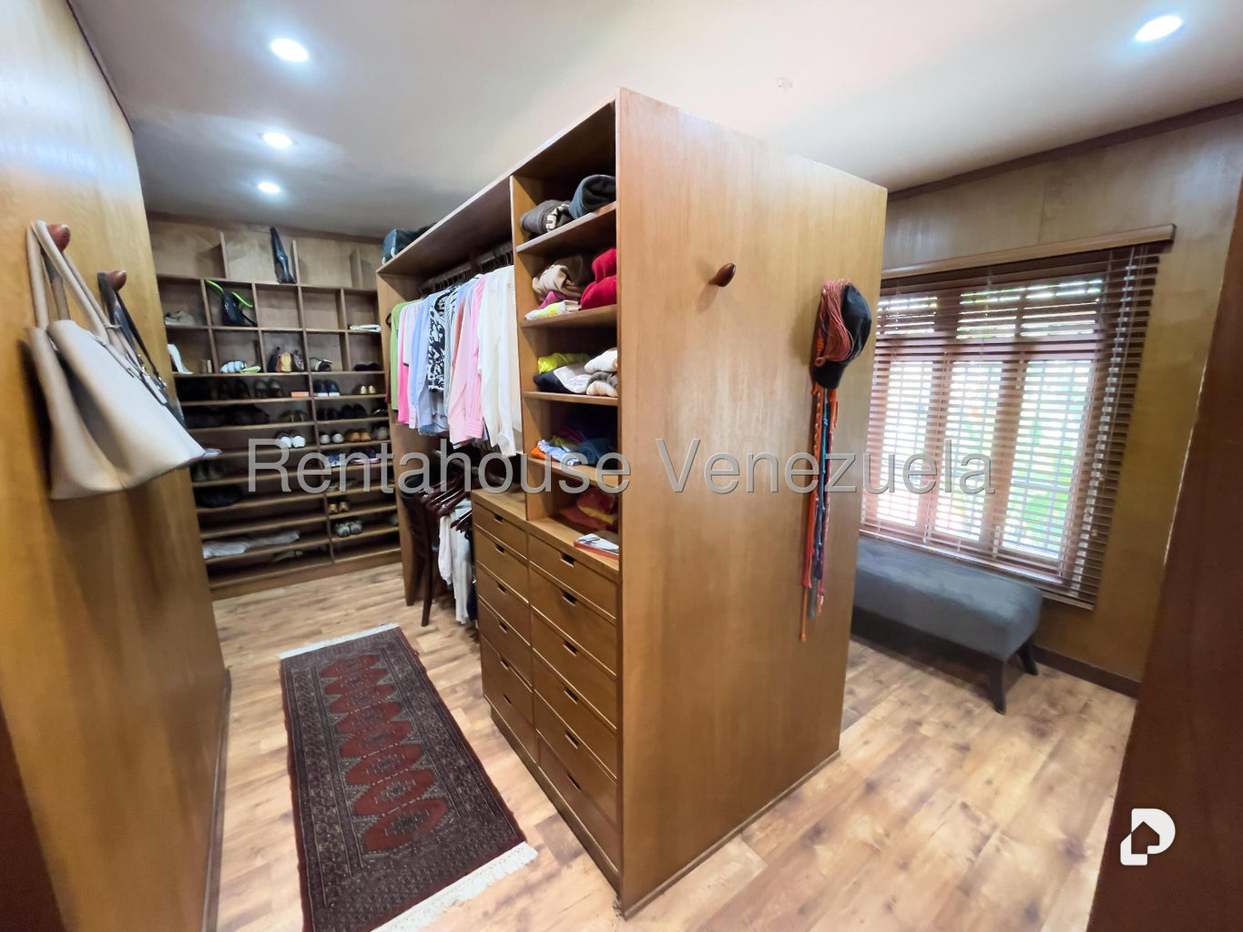 Casa en La Lagunita Country Club, Caracas – 28