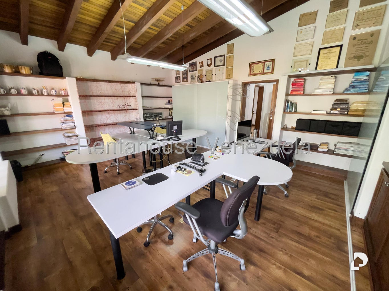 Casa en La Lagunita Country Club, Caracas – 22