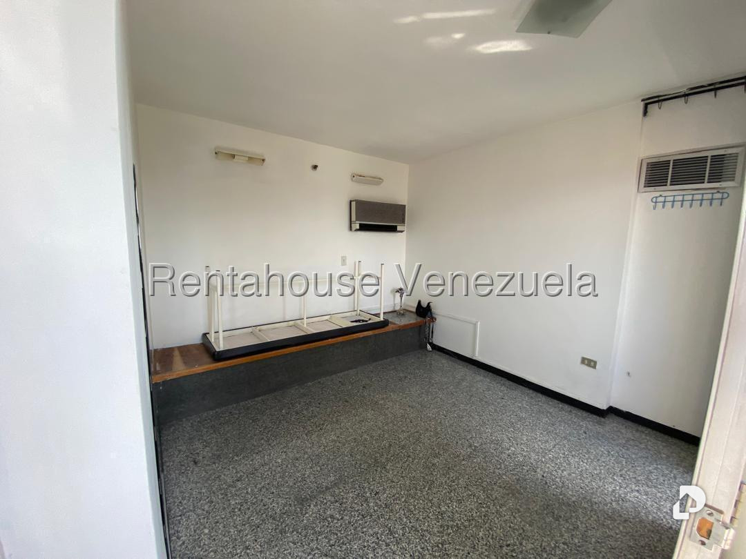 Oficina en Los Cedros, Caracas – 25