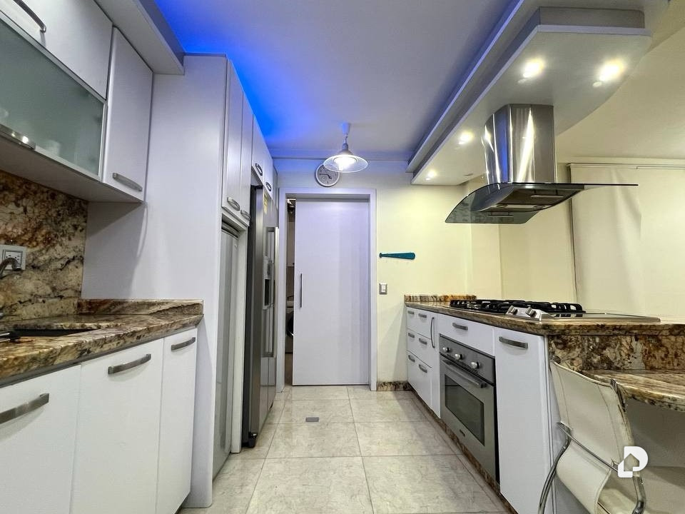 Casa en Urbanización La Floresta, Maracay – 5