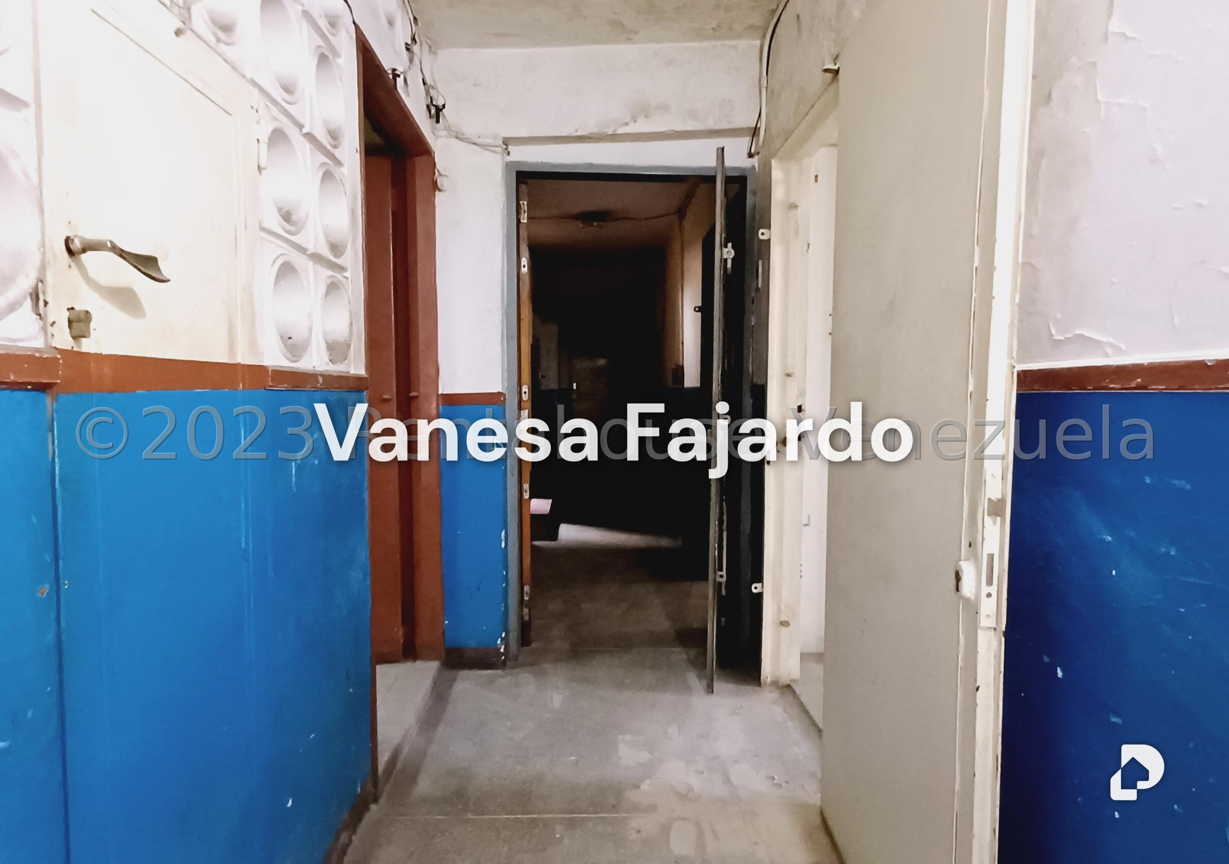 Edificio en Parroquia La Candelaria, Caracas – 23