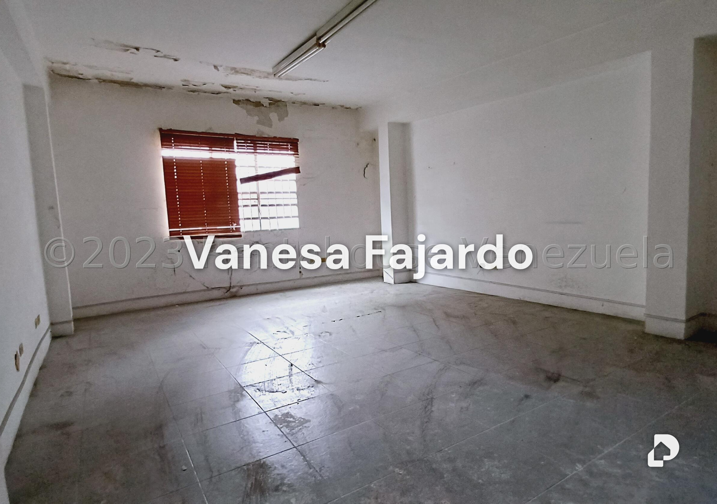 Edificio en Parroquia La Candelaria, Caracas – 29