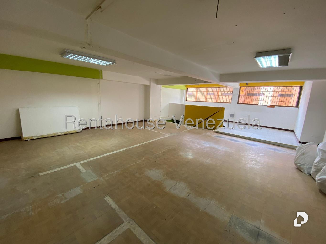 Local comercial en Quinta Crespo, Caracas – 15