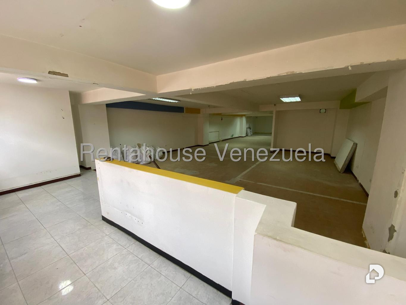 Local comercial en Quinta Crespo, Caracas – 9