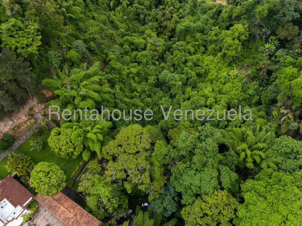 Terreno en Alto Hatillo, Caracas - 1