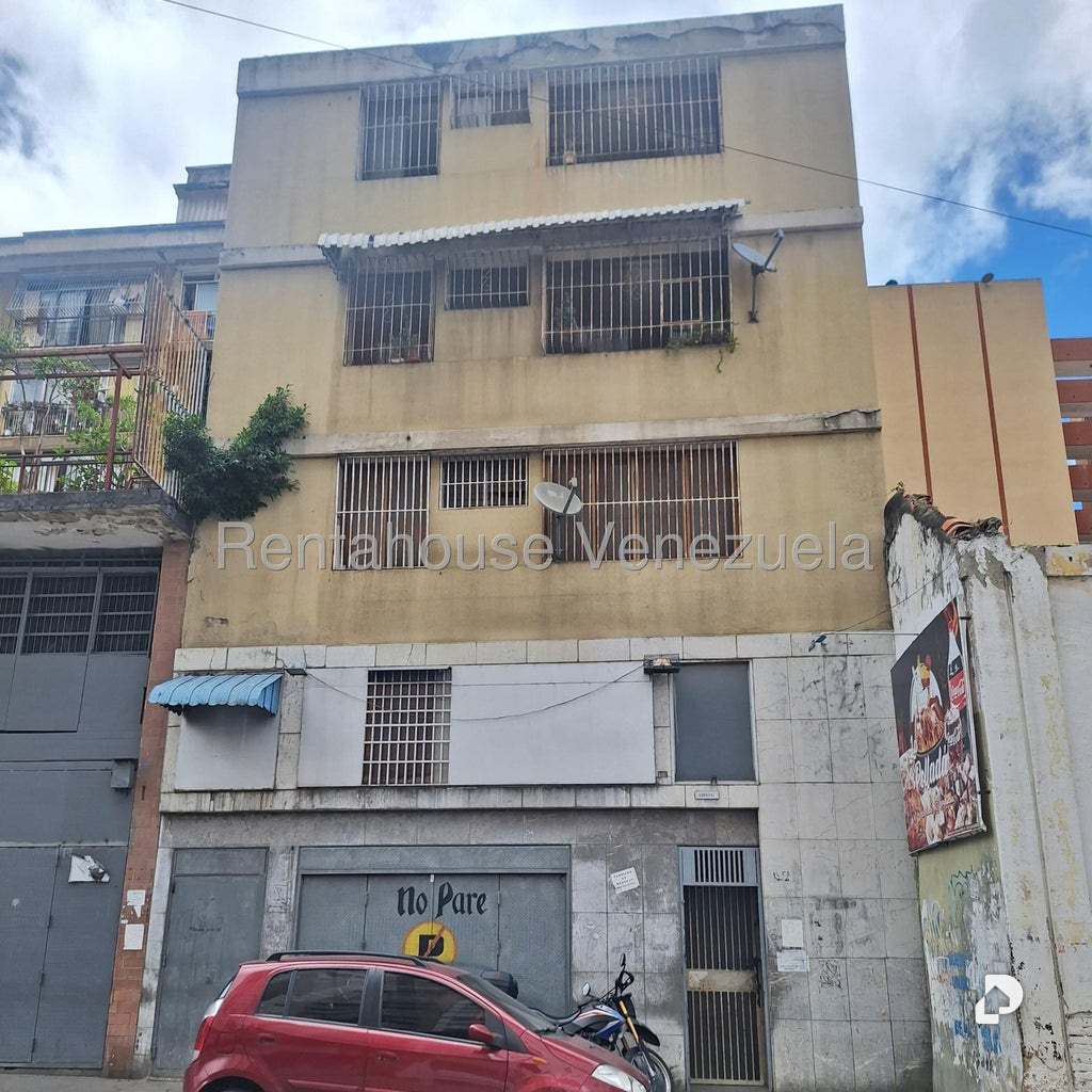 Apartamento en Parroquia Altagracia, Caracas – 1